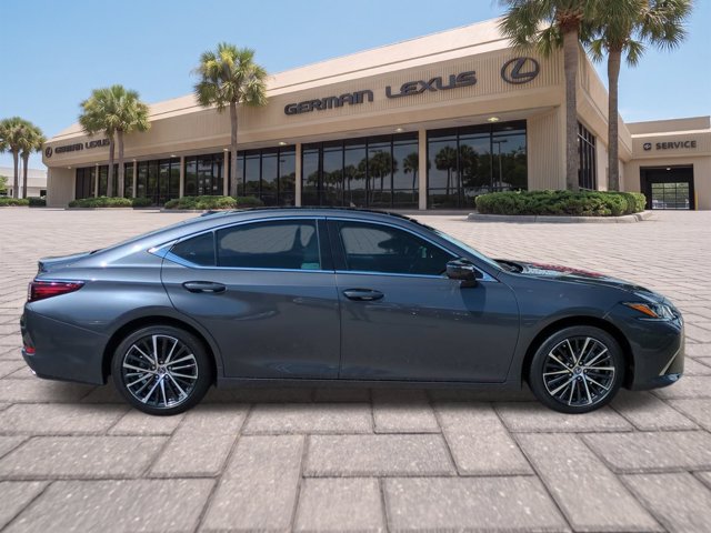 Certified 2024 Lexus ES 350 w/ Premium Package FWD image 3