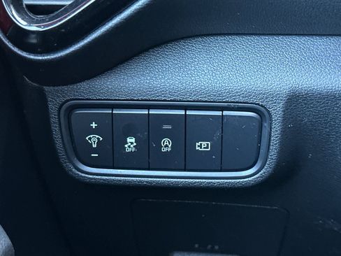 Certified 2023 Kia Soul GT-Line FWD image 31