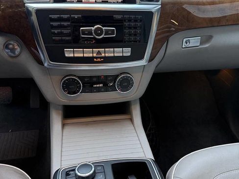 Used 2013 Mercedes-Benz ML 350 4MATIC image 21