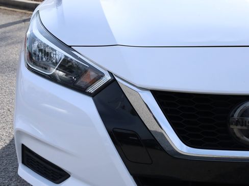 Used 2020 Nissan Versa S image 19