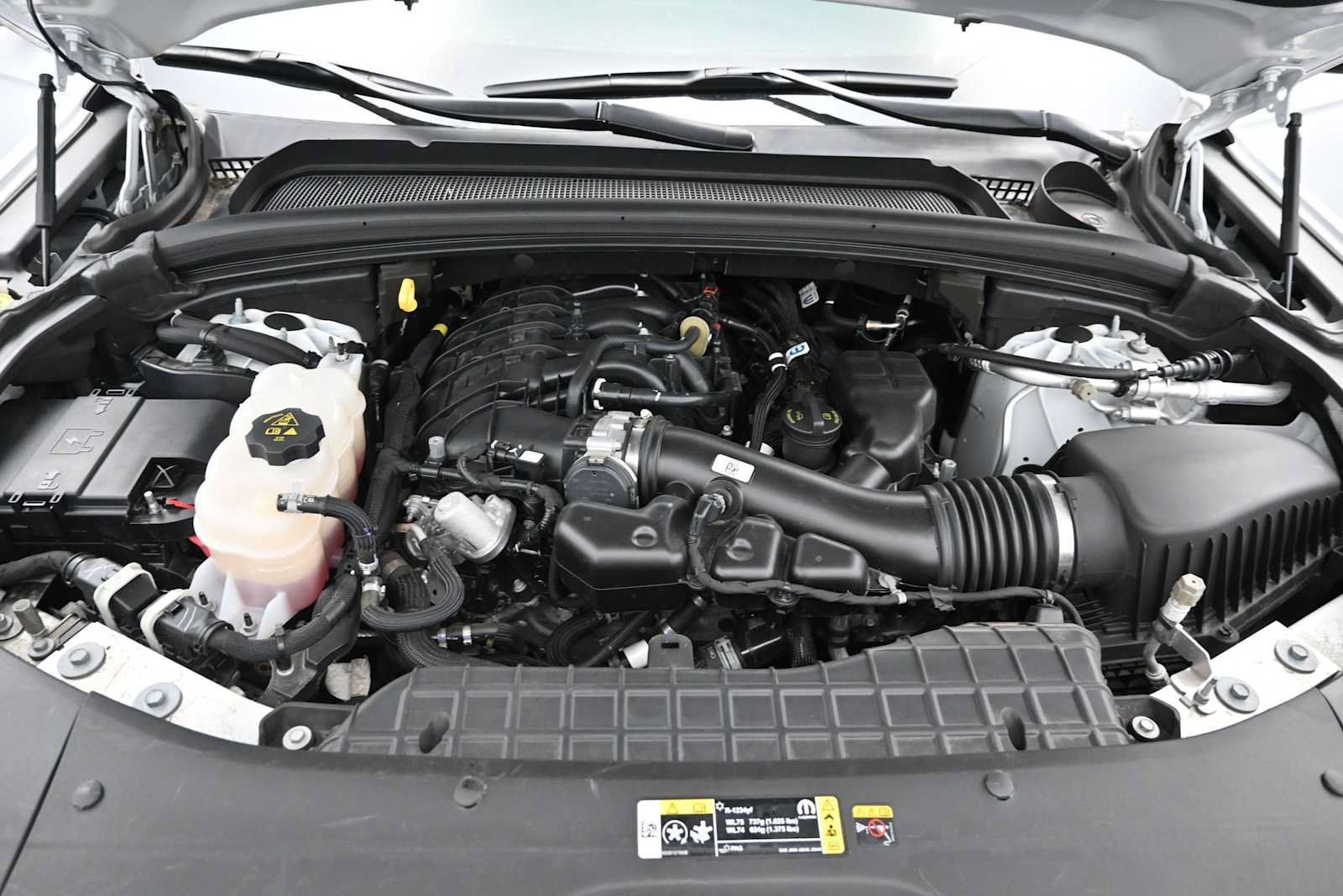 Used 2023 Jeep Grand Cherokee L Laredo AWD/4WD image 19