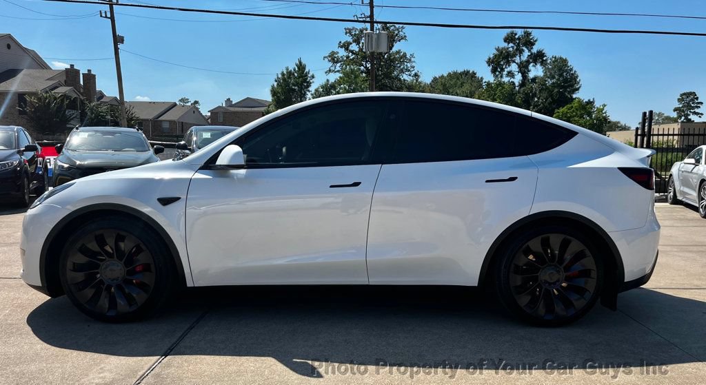 Used 2023 Tesla Model Y Performance AWD/4WD image 9