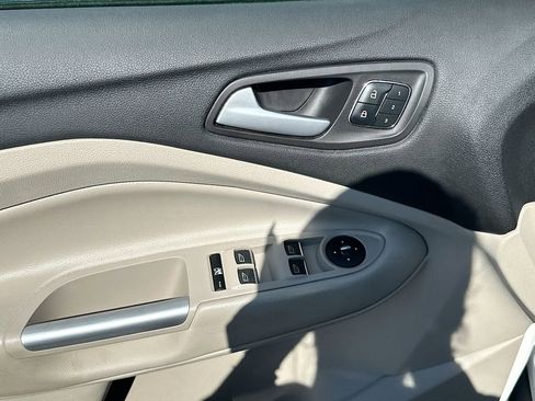 Used 2013 Ford Escape SEL image 21