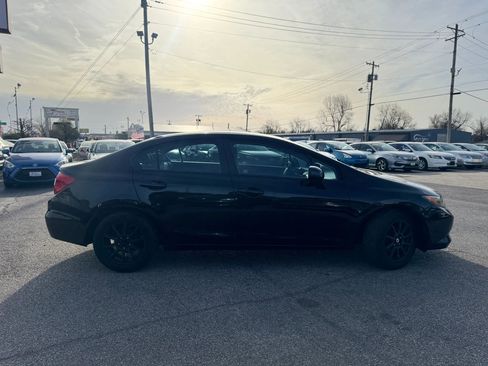 Used 2012 Honda Civic LX image 2