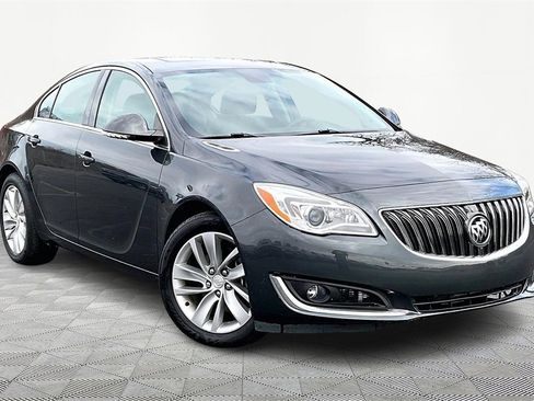 Used 2017 Buick Regal Premium image 3