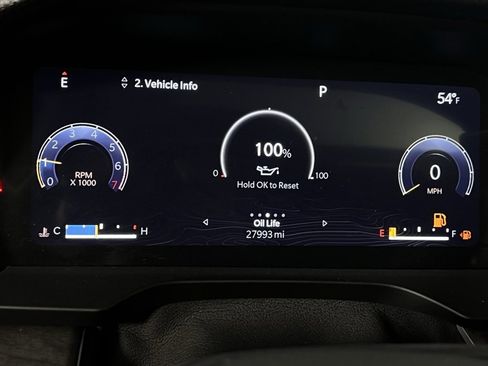 Used 2023 Jeep Grand Cherokee L Limited w/ Luxury Tech Group II image 19