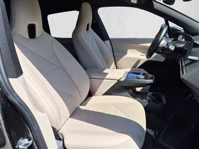 Certified 2024 BMW iX xDrive50 w/ Sport Package AWD/4WD image 22