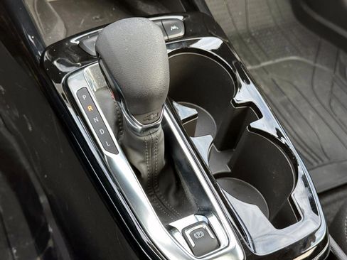 Certified 2024 Chevrolet Trax ACTIV w/ Sunroof Package image 27