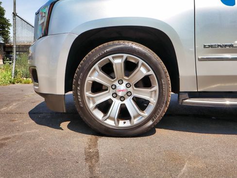 Used 2019 GMC Yukon Denali w/ Open Road Package AWD/4WD image 76