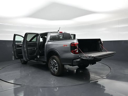 Used 2024 Ford Ranger Lariat w/ FX4 Off-Road Package AWD/4WD image 19