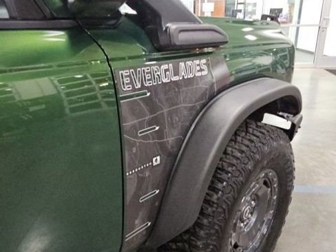 Used 2024 Ford Bronco Everglades image 48