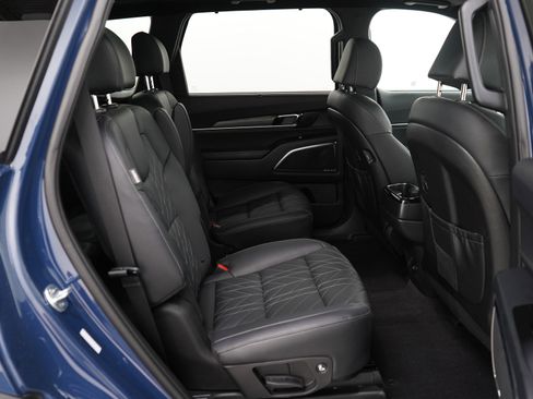 Used 2024 Kia Telluride SX X-Line image 16