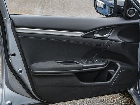Used 2019 Honda Civic EX image 21