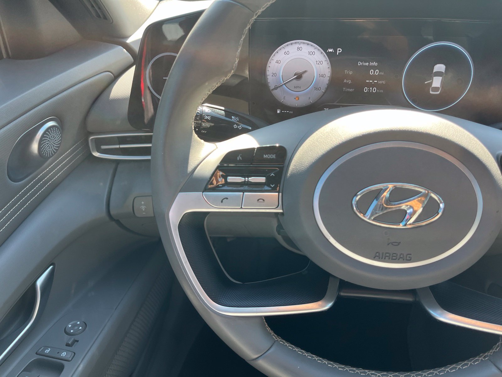 Used 2023 Hyundai Elantra SEL w/ Convenience Package FWD image 21