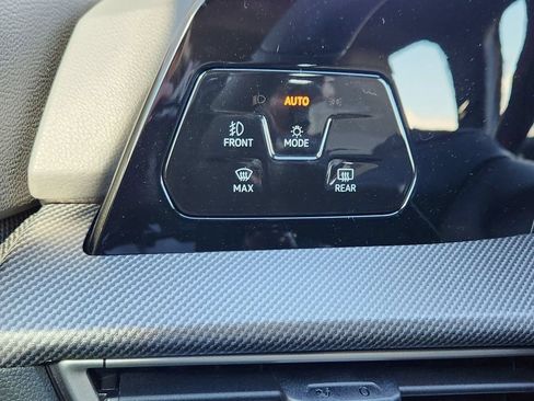 New 2026 Volkswagen GTI SE FWD image 11