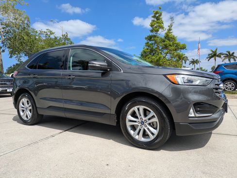 Certified 2020 Ford Edge SEL w/ Convenience Package AWD/4WD image 2