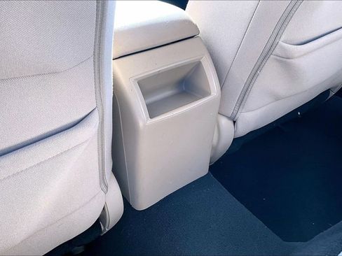 Used 2017 Subaru Outback 2.5i image 11