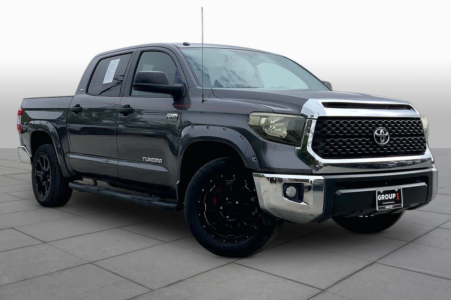 Used 2015 Toyota Tundra SR5 w/ SR5 Upgrade Package RWD image 2