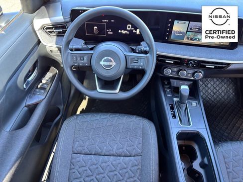 Certified 2025 Nissan Kicks SV image 13
