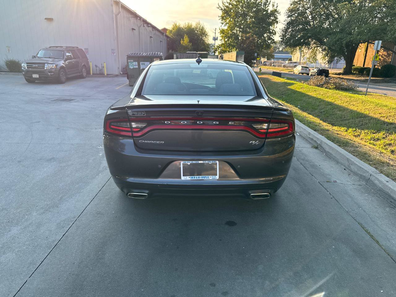 Used 2018 Dodge Charger R/T RWD image 10
