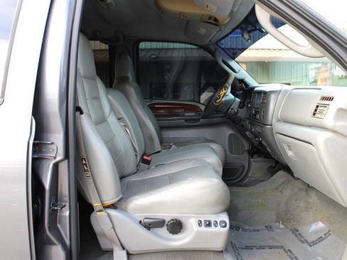 Used 2003 Ford F250 Lariat image 21