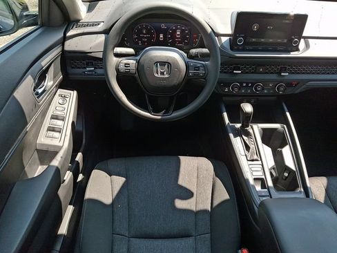 Certified 2023 Honda Accord EX image 12