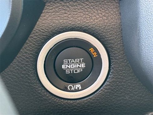 Used 2025 RAM 1500 Laramie image 17