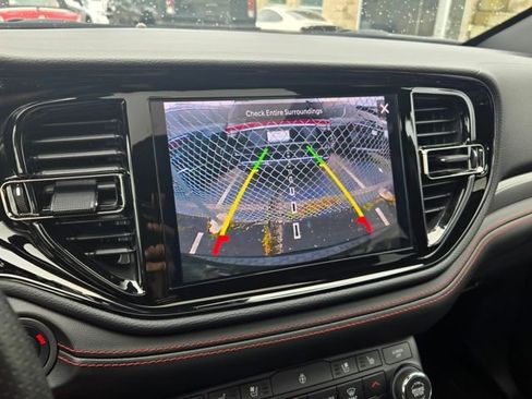Used 2024 Dodge Durango GT image 31