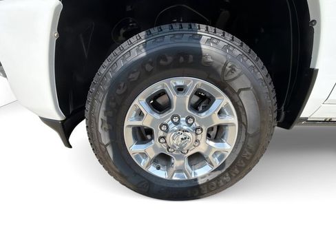 Used 2023 RAM 2500 Laramie AWD/4WD image 19