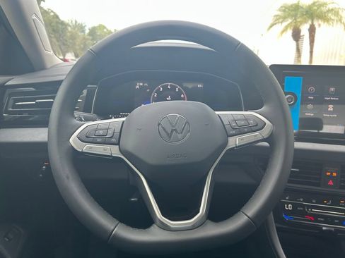 New 2026 Volkswagen Jetta SE FWD image 19