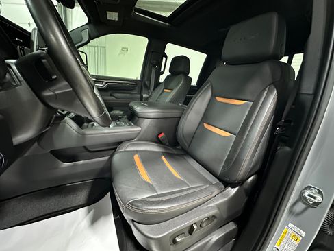 Used 2025 GMC Sierra 3500 AT4 w/ AT4 Premium Plus Package AWD/4WD image 16