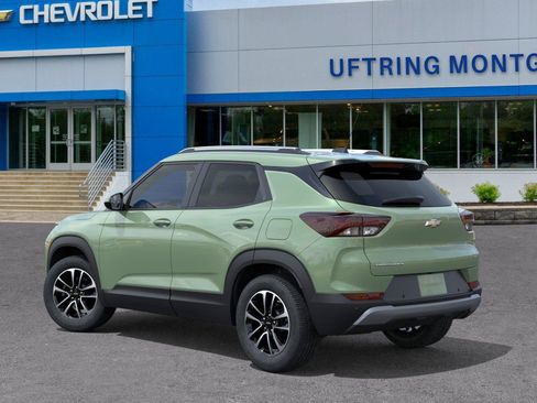 New 2026 Chevrolet TrailBlazer LT w/ Driver Confidence Package FWD image 3