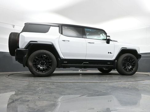 Used 2025 GMC Hummer EV 3X w/ LPO, Dark Essentials Package AWD/4WD image 39