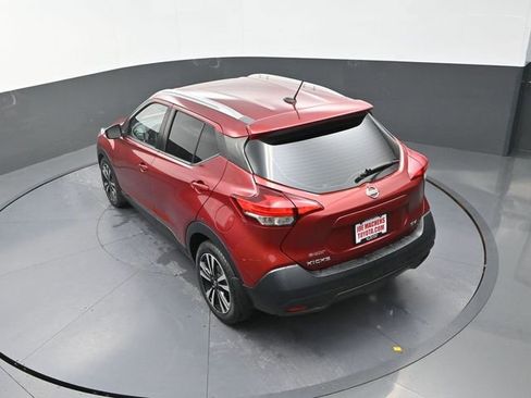 Used 2018 Nissan Kicks SV image 24