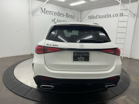 Certified 2025 Mercedes-Benz GLC 300 image 6