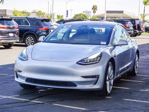 Used 2018 Tesla Model 3 Long Range image 4