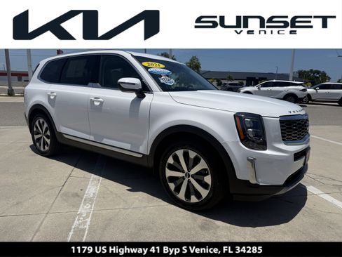 Certified 2021 Kia Telluride EX w/ EX Premium Package FWD image 1