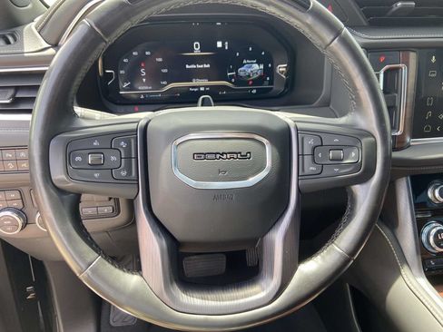 Used 2023 GMC Yukon XL Denali Ultimate AWD/4WD image 24