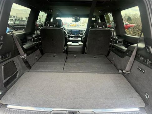 Certified 2022 Jeep Grand Wagoneer Series II AWD/4WD image 52