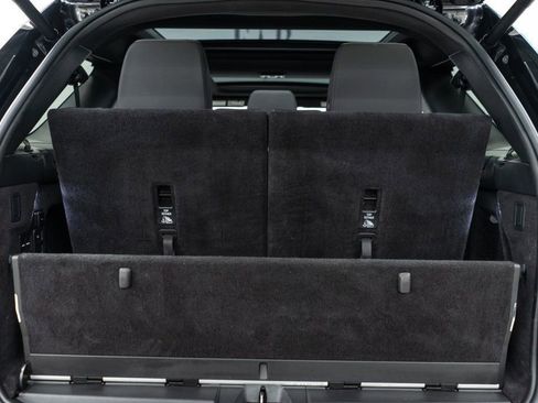 Used 2023 Land Rover Discovery S R-Dynamic image 41
