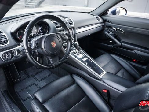 Used 2015 Porsche Cayman S image 2