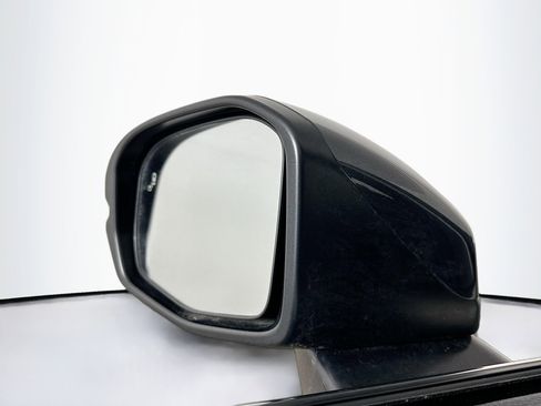 Used 2025 Honda CR-V EX-L image 16