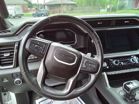 Used 2023 GMC Sierra 1500 Denali Ultimate AWD/4WD image 15