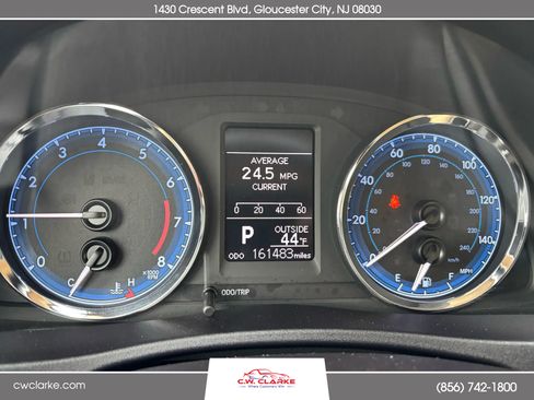 Used 2017 Toyota Corolla LE image 19