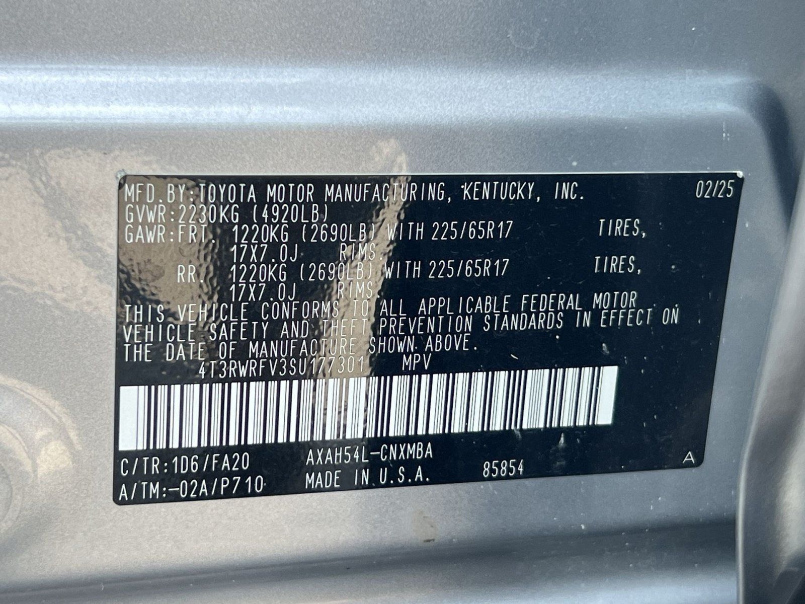Used 2025 Toyota RAV4 XLE AWD/4WD image 25