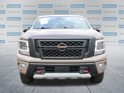 Used 2021 Nissan Titan PRO-4X w/ Pro-4x Convenience Package AWD/4WD image 2