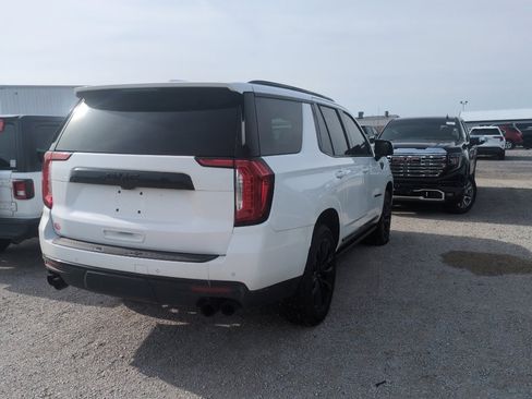 Used 2021 GMC Yukon Denali w/ Denali Premium Package AWD/4WD image 6