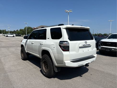 Used 2024 Toyota 4Runner SR5 Premium w/ Moonroof Package AWD/4WD image 3