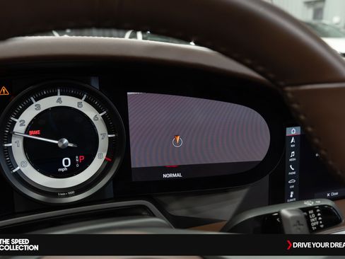 Used 2021 Porsche 911 Targa 4S image 38