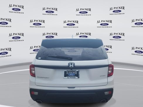 Used 2021 Honda Passport Sport image 5